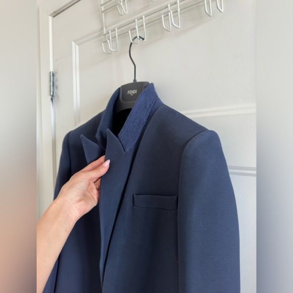 Fendi, Navy Blue blazer made with silk and wool Worn once - Picture 6 of 6